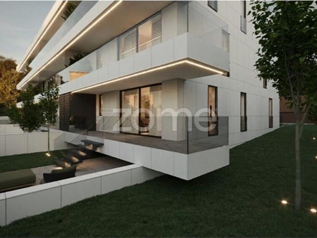Apartamento T2 em Valbom