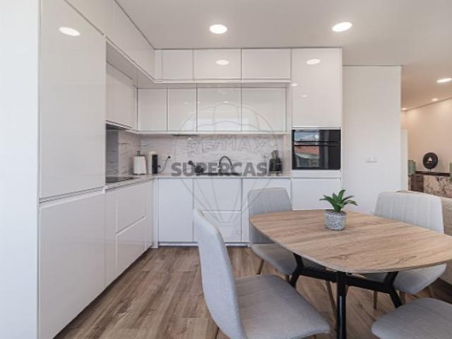 Apartamento T2 em Venteira
