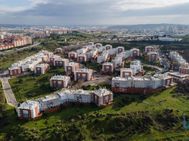 Apartamento T2 em Venteira de 107,00 m² 107m² Águas Livres