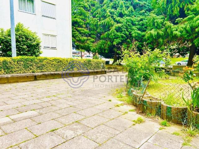 Apartamento T2 em Vila Nova de Gaia próximo ao arrábida shopping