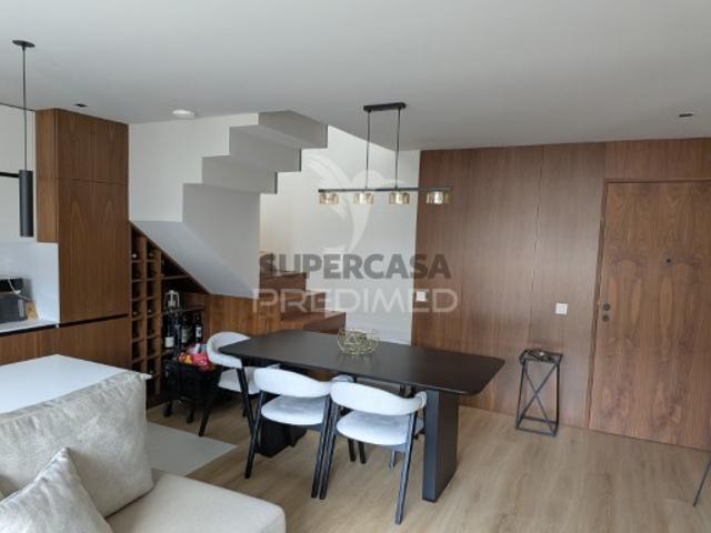 Apartamento T2 em Vila Nova de Famalicão e Calendário