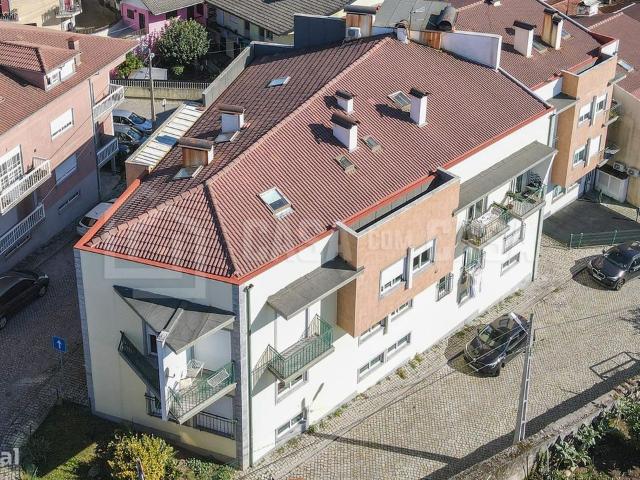 Apartamento T2 em Abraveses