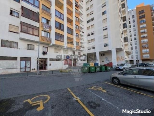 Apartamento T2 em Agualva e Mira Sintra