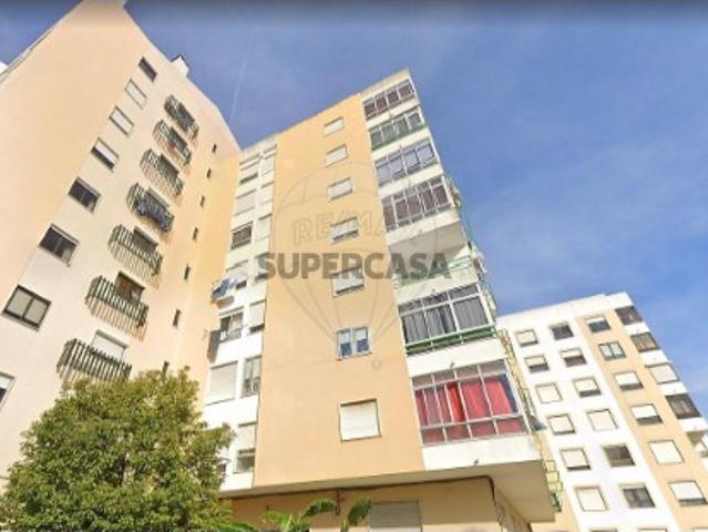 Apartamento T2 em Agualva e Mira Sintra
