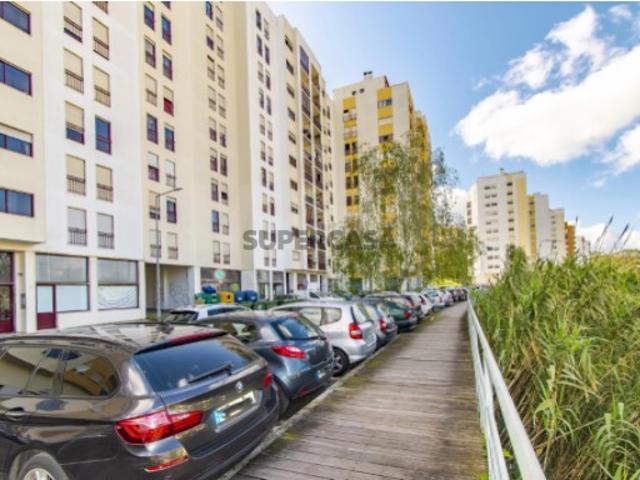 Apartamento T2 em Agualva e Mira Sintra
