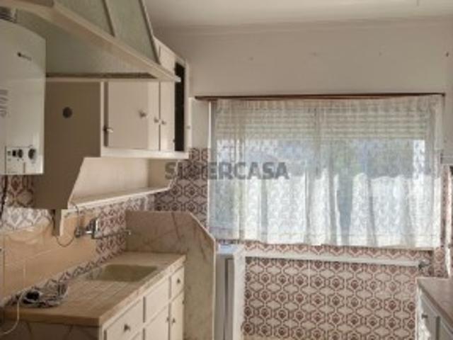 Apartamento T2 em Águas Livres