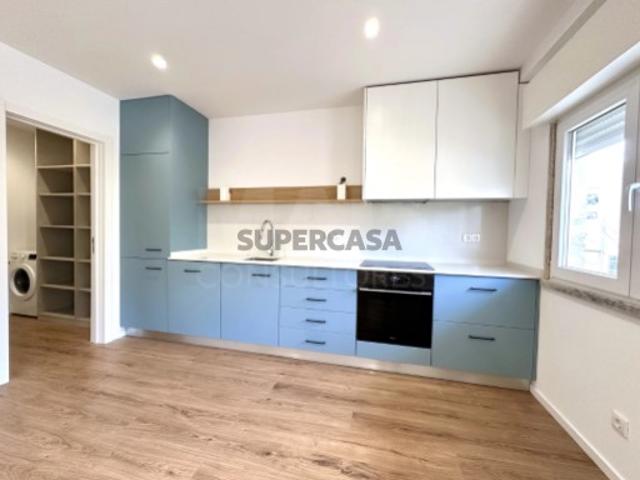 Apartamento T2 em Águas Livres