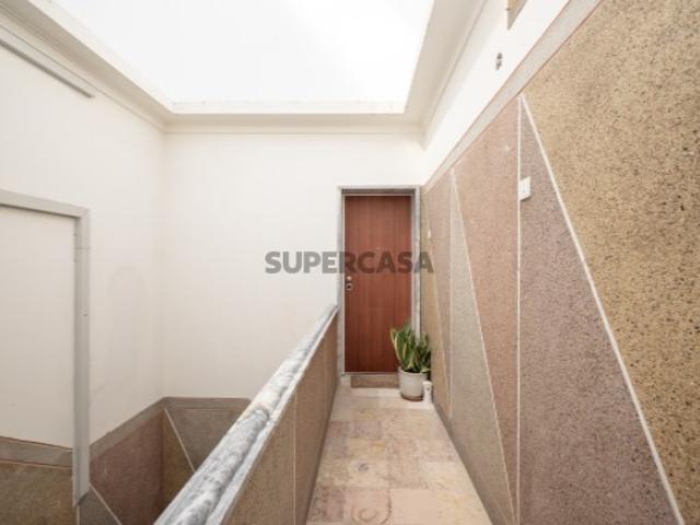 Apartamento T2 em Águas Livres