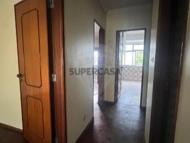 Apartamento T2 em Águas Livres