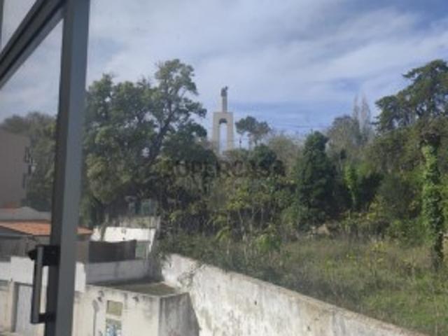 Apartamento T2 em Almada, Cova da Piedade, Pragal e Cacilhas