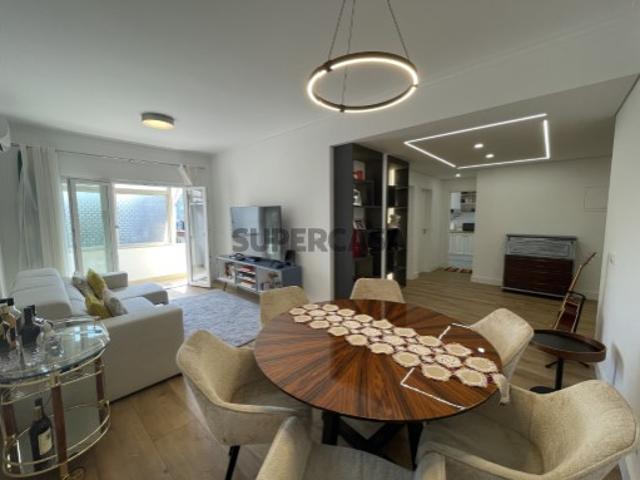 Apartamento T2 em Almada, Cova da Piedade, Pragal e Cacilhas