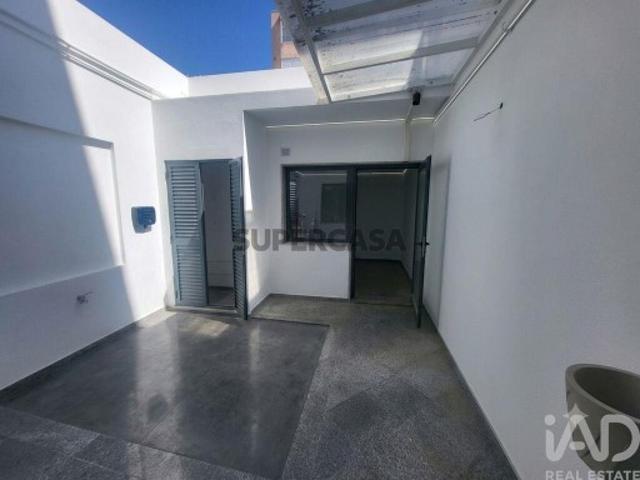 Apartamento T2 em Almada, Cova da Piedade, Pragal e Cacilhas