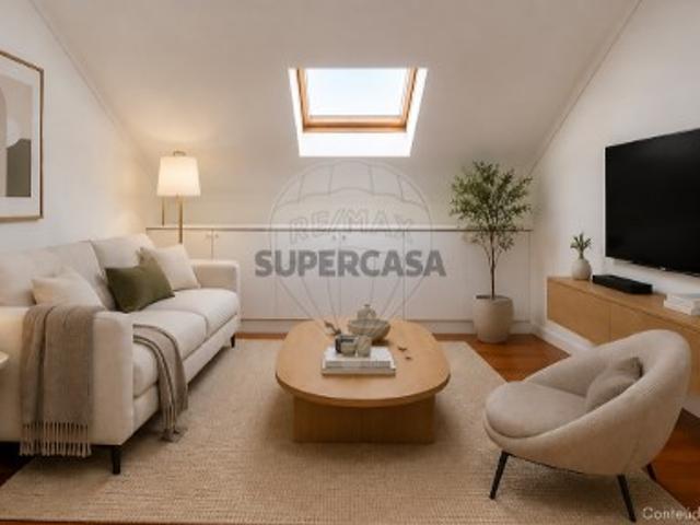 Apartamento T2 em Alcântara