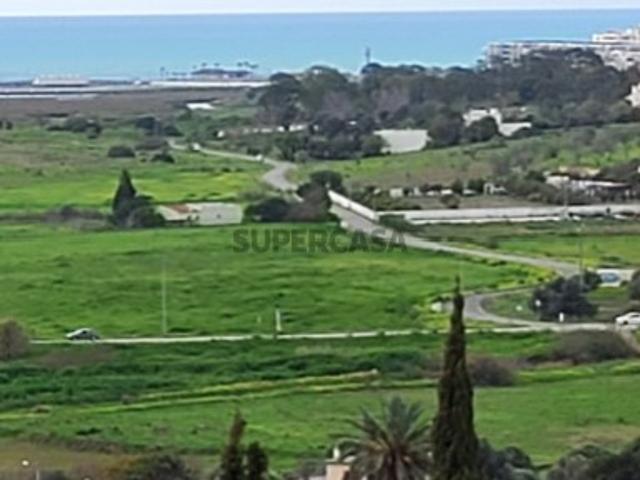 Apartamento T2 em Alcantarilha e Pêra