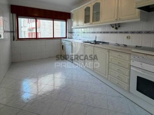 Apartamento T2 em Algueirão Mem Martins