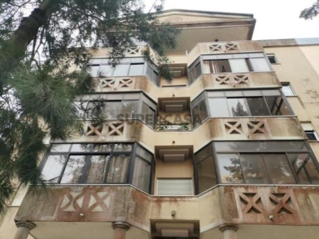 Apartamento T2 em Algueirão Mem Martins