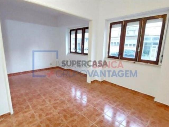 Apartamento T2 em Algueirão Mem Martins