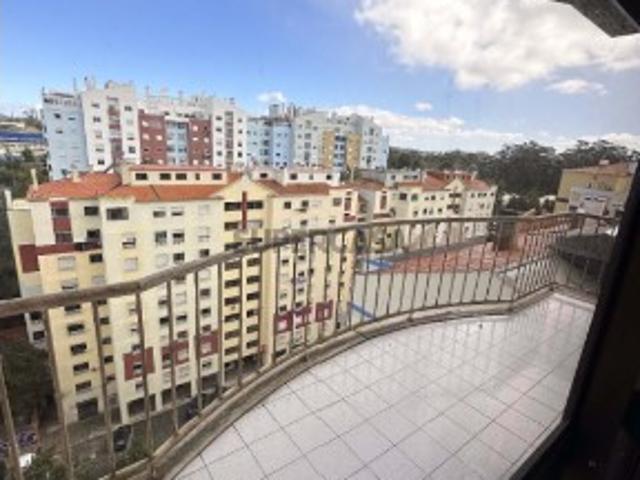 Apartamento T2 em Algueirão Mem Martins