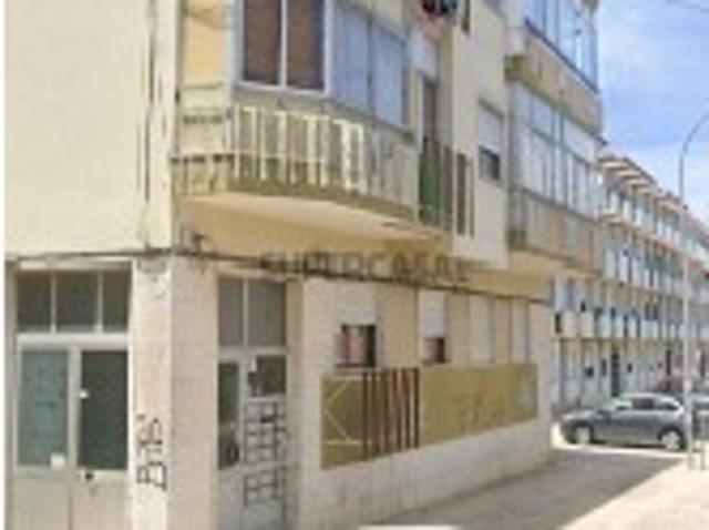 Apartamento T2 em Algueirão Mem Martins