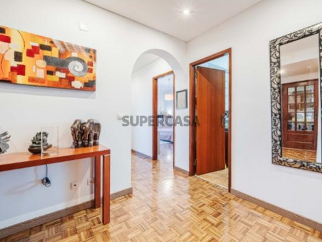 Apartamento T2 em Algueirão Mem Martins