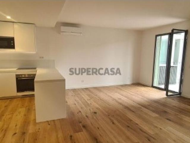 Apartamento T2 em Algés, Linda a Velha e Cruz Quebrada Dafundo de 105,00 m²