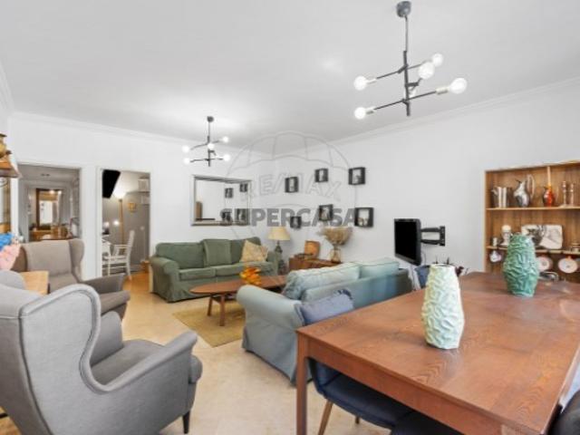 Apartamento T2 em Algés, Linda a Velha e Cruz Quebrada Dafundo