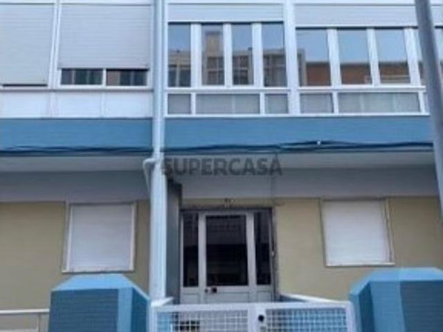Apartamento T2 em Algés, Linda a Velha e Cruz Quebrada Dafundo