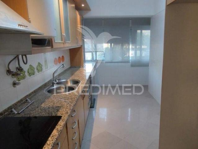 Apartamento T2 em Alhandra | 26064089984