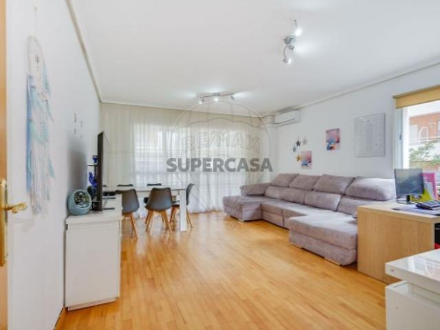 Apartamento T2 em Alhos Vedros