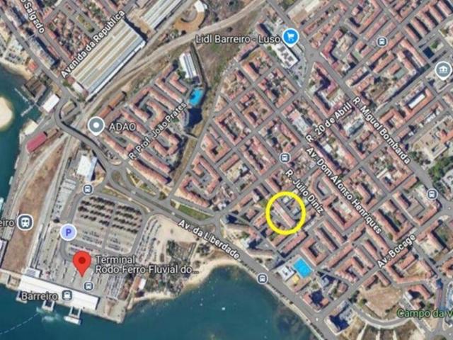 Apartamento T2 em Alto do Seixalinho, Santo André e Verderen. 82m² Barreiro e Verderena