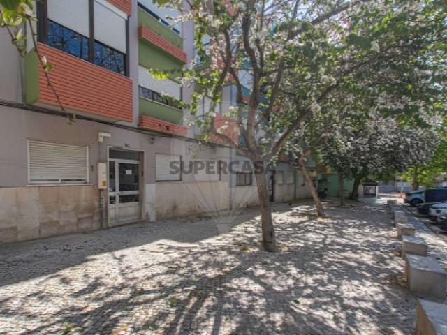 Apartamento T2 em Alto do Seixalinho, Santo André e Verderena