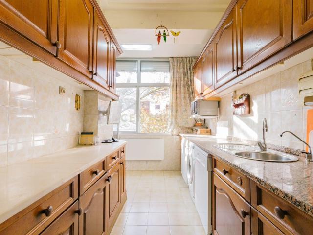 Apartamento T2 em Alvalade