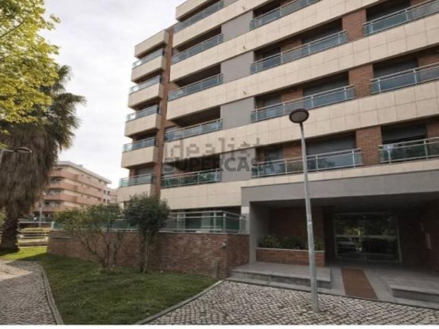 Apartamento T2 em Alverca do Ribatejo e Sobralinho