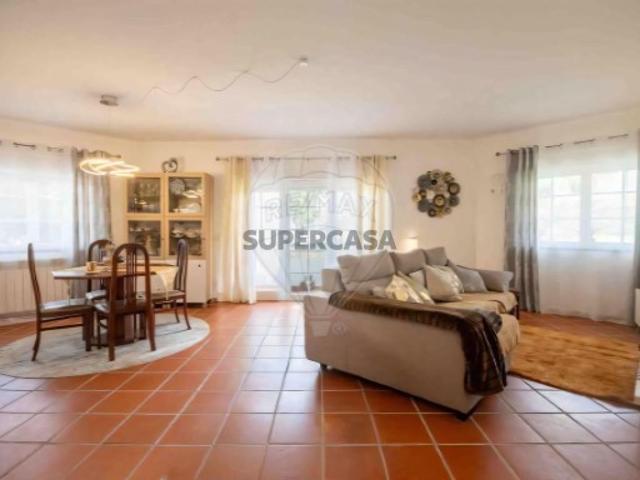 Apartamento T2 em Amoreira