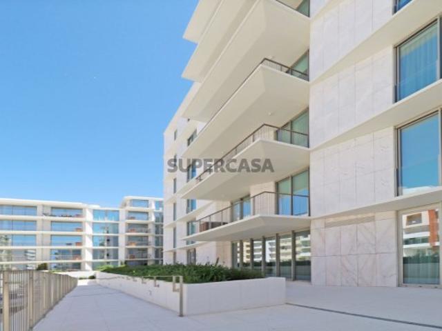 Apartamento T2 em Armação de Pêra