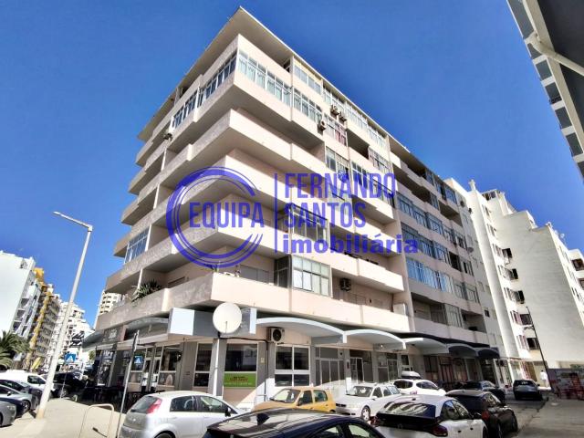 Apartamento T2 em Armação de Pêra