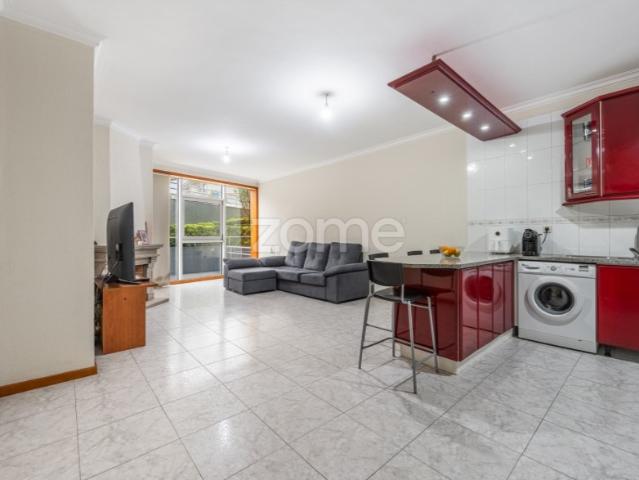 Apartamento T2 em Baguim do Monte / Gondomar