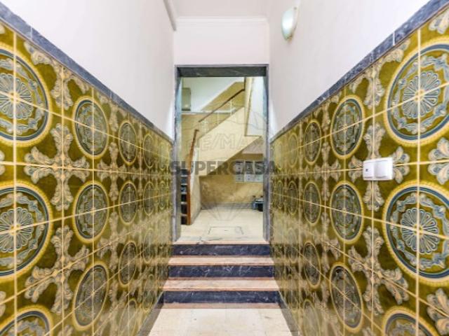Apartamento T2 em Baixa da Banheira e Vale da Amoreira
