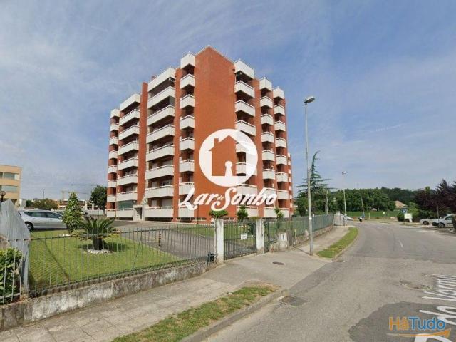 Apartamento T2 em Barcelos | 26084092506
