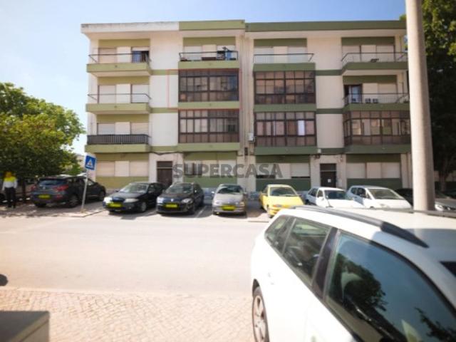 Apartamento T2 em Barreiro e Lavradio