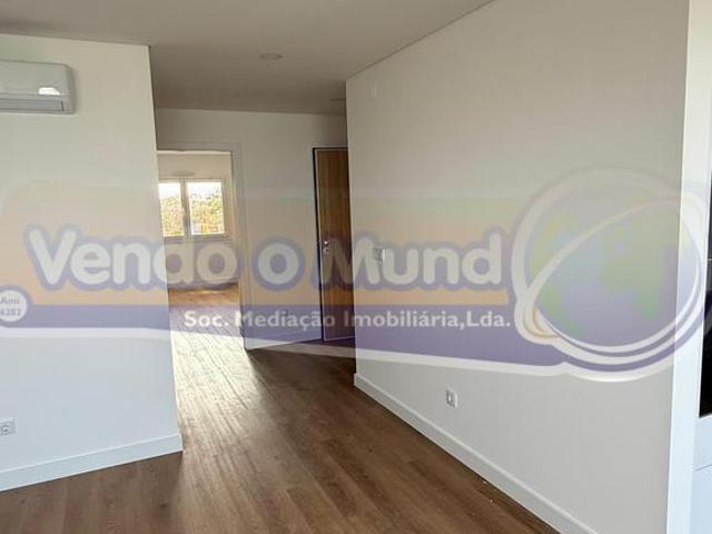 Apartamento T2 em Benavente B664