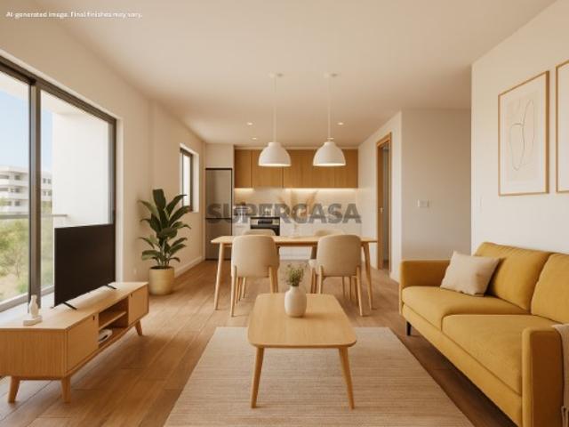 Apartamento T2 em Camarate, Unhos e Apelação