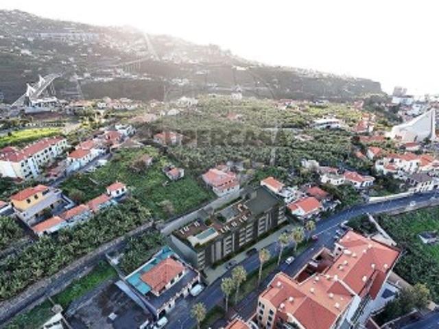 Apartamento T2 em Câmara de Lobos