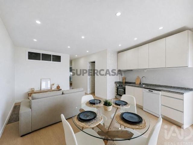 Apartamento T2 em Campanhã de 80 m²