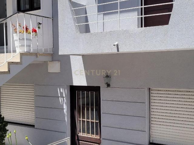 Apartamento T2 em Campanhã, Porto Oportunidade Única!