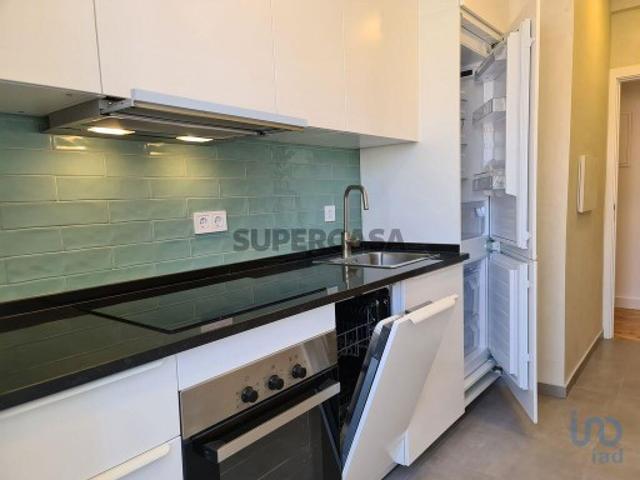 Apartamento T2 em Campo de Ourique de 61,00 m²