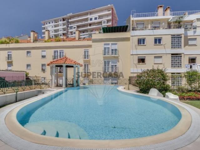 Apartamento em Campo de Ourique