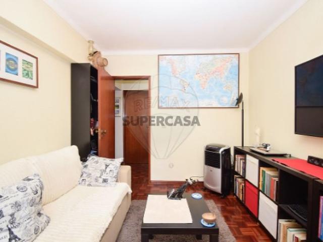 Apartamento T2 em Cacém e São Marcos