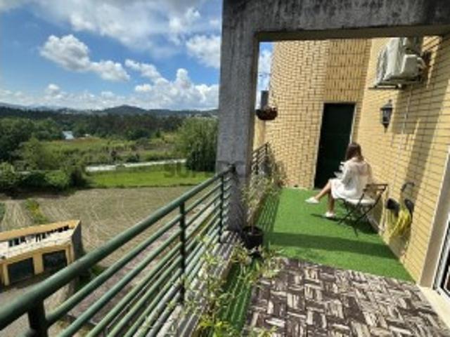 Apartamento T2 em Caldelas