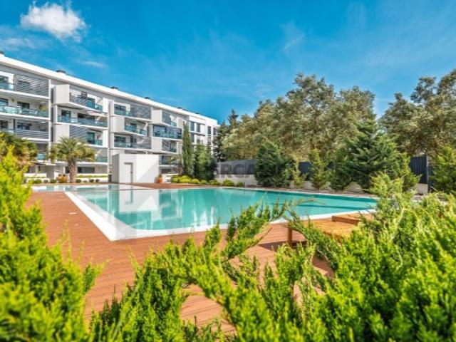 Apartamento T2 em Carcavelos, no condomínio fechado S. Miguel Residence